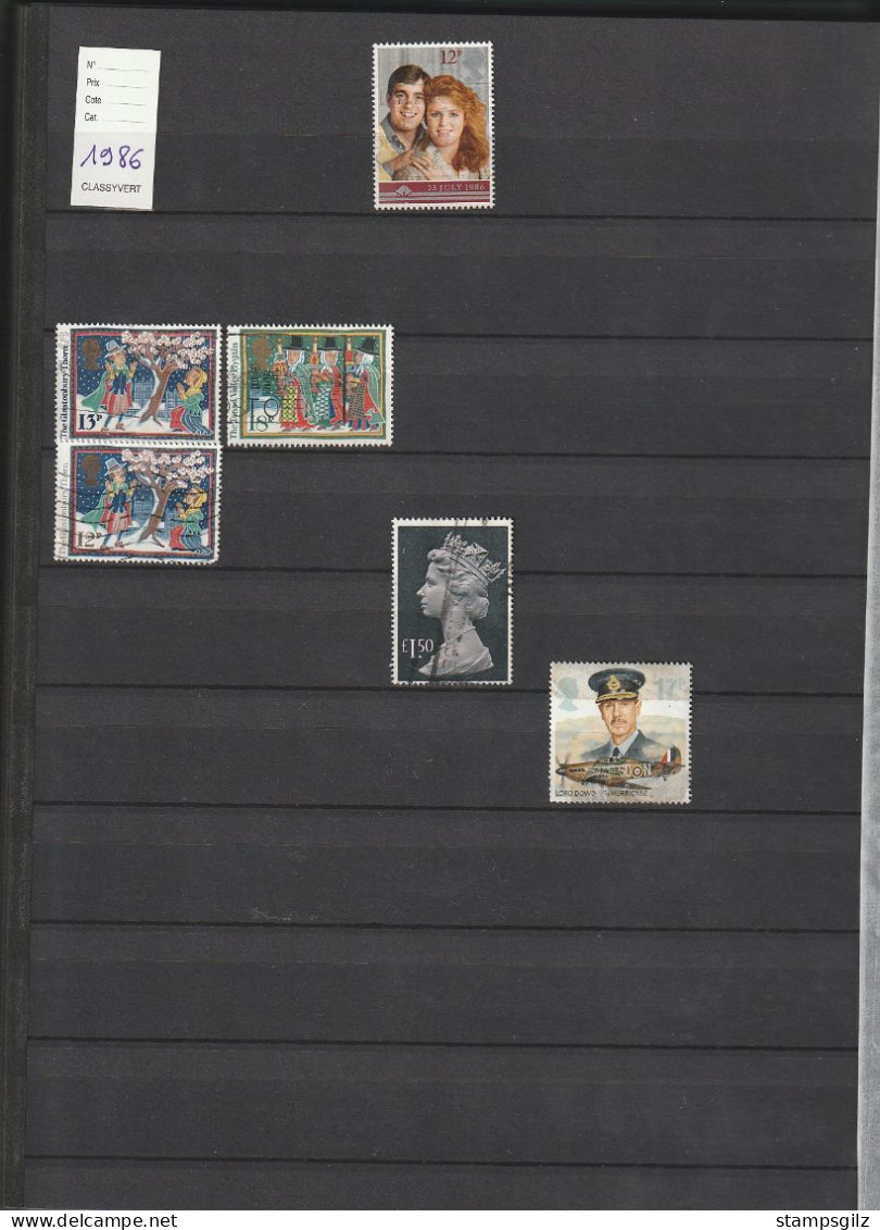 Grande Bretagne lot environ 600 timbres  1969 à 2000 oblitéré en album TBE