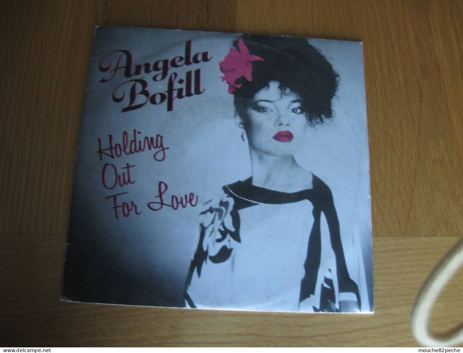 45 T - ANGELA BOFILL - HOLDING OUT FOR LOVEI - Soul - R&B