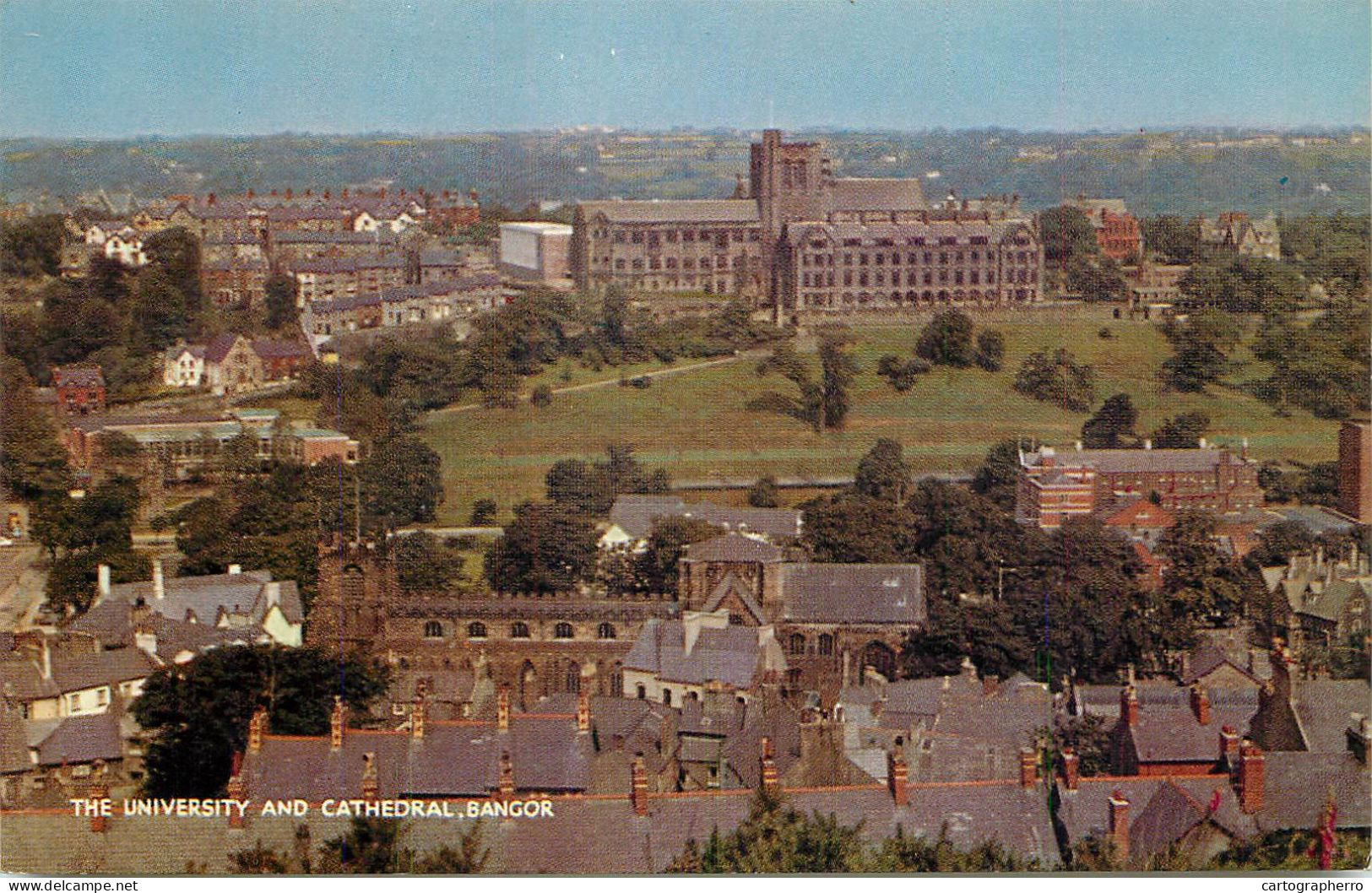 Postcard United Kingdom Wales Bangor, Gwynedd University And Cathedral - Gwynedd