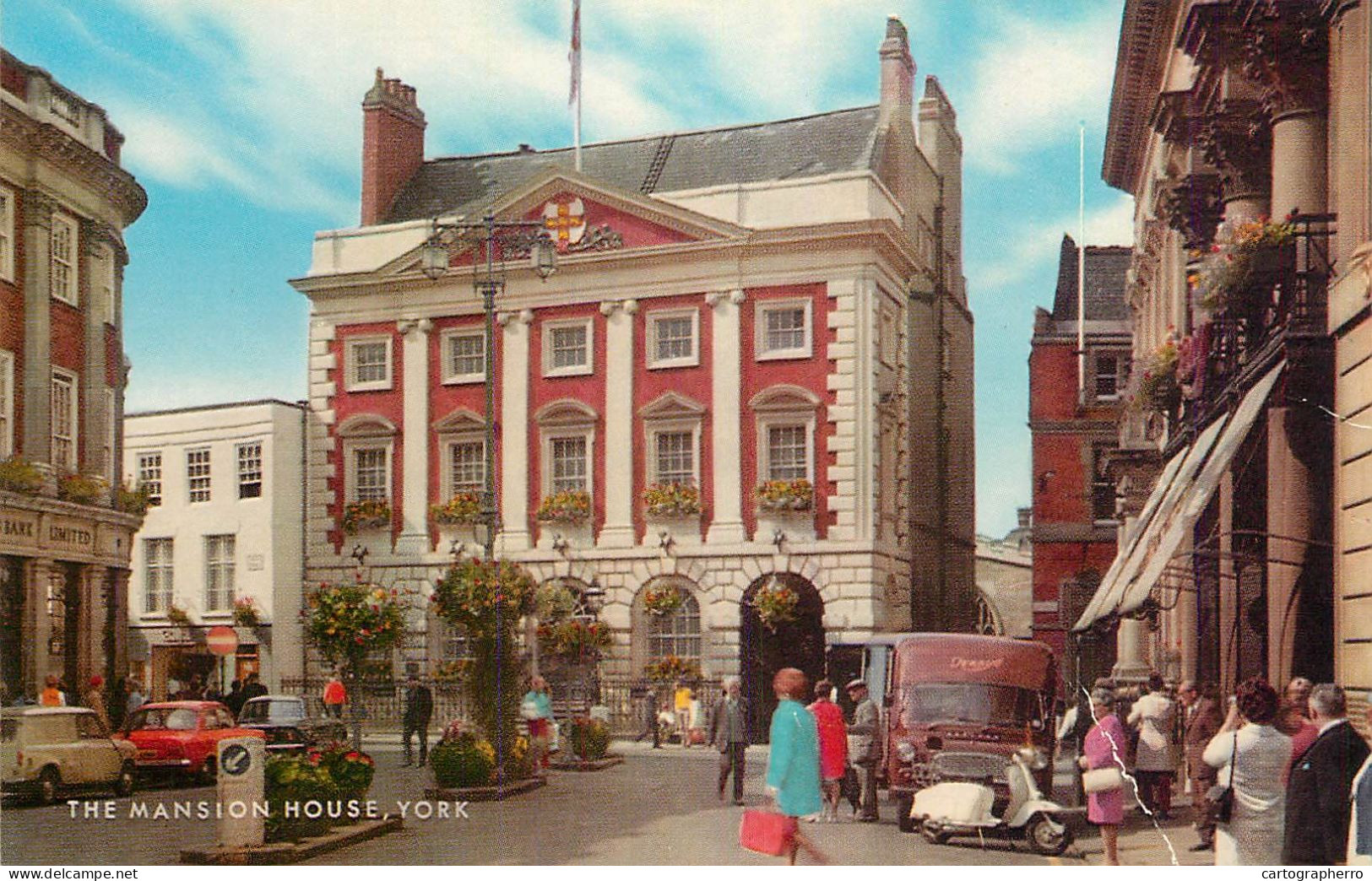 Postcard United Kingdom England York The Mansion House - York