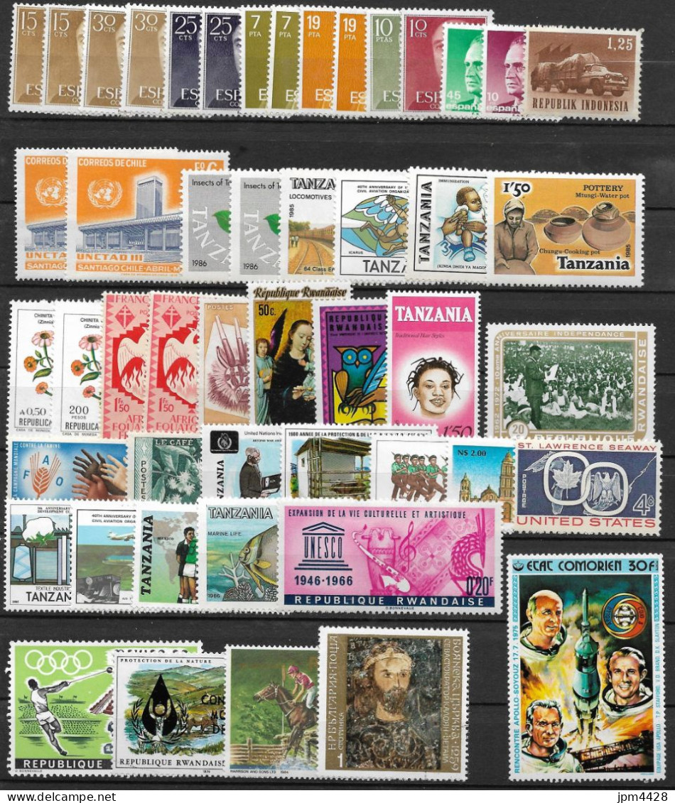 Monde Lot Vrac Lot De 109 Timbres Neufs** - Lots & Kiloware (mixtures) - Max. 999 Stamps