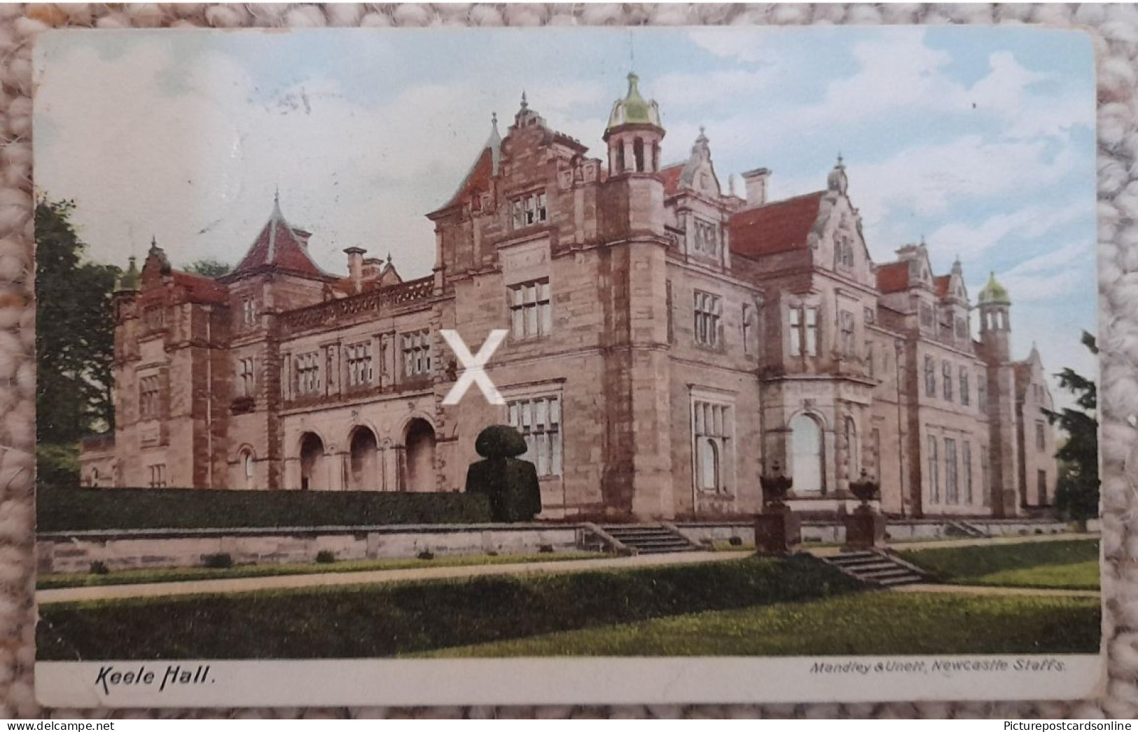 KEELE HALL OLD COLOUR POSTCARD STAFFORDSHIRE - Andere & Zonder Classificatie