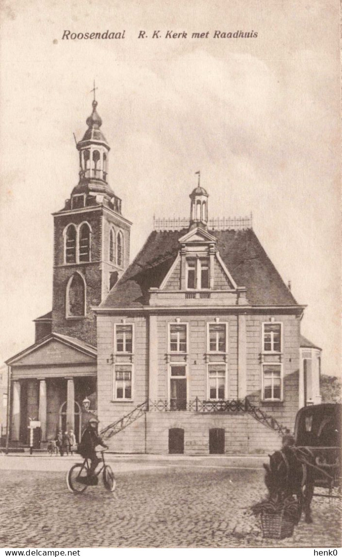 Roosendaal R.K. Kerk Met Raadhuis K6863 - Roosendaal