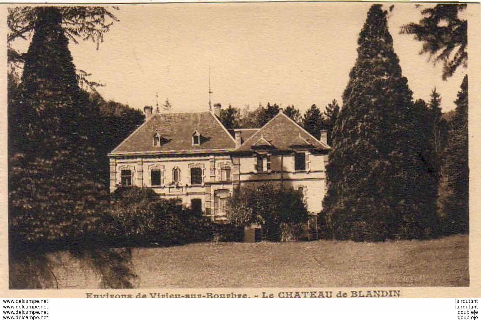 D38  VIRIEU SUR BOURBRE  Le Château De BLANDIN - Virieu