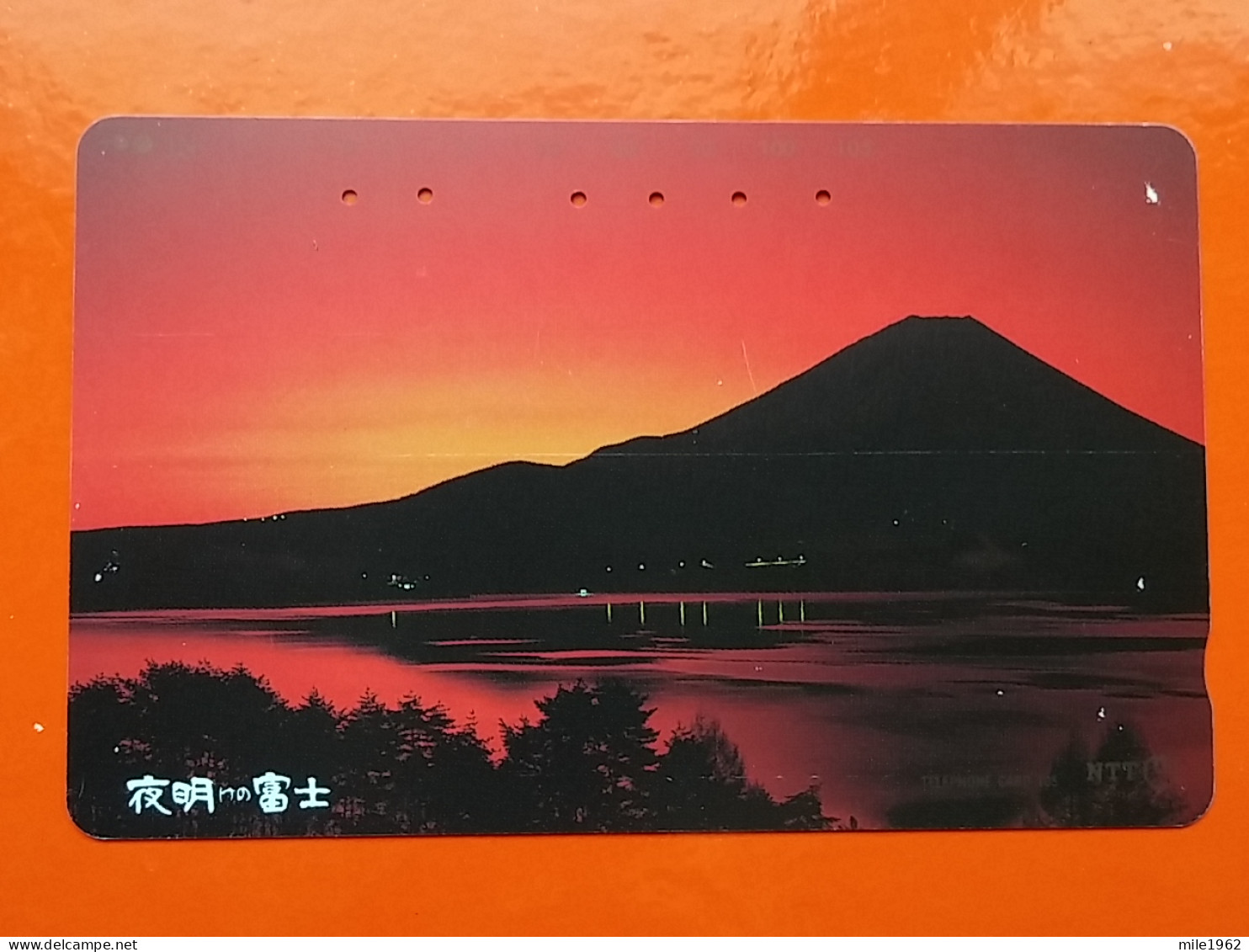 T-82- JAPAN -JAPON, NIPON, TELECARD, PHONECARD NTT JP- 251-204  Daybreak At Mt. Fuji - Japan