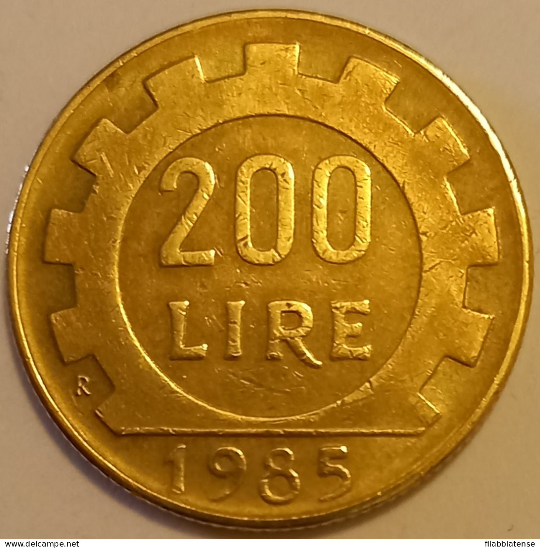 1985 - Italia 200 Lire    ---- - 200 Liras