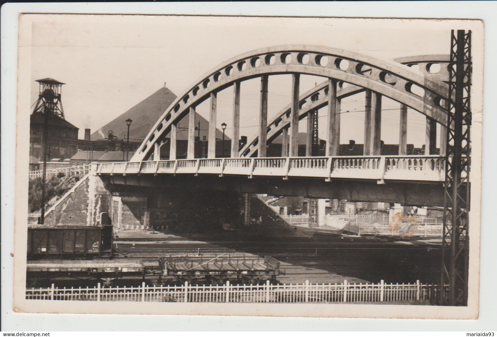 ANZIN - NORD - PONT DE LA BLEUZE - BORNE - TRAIN - Anzin