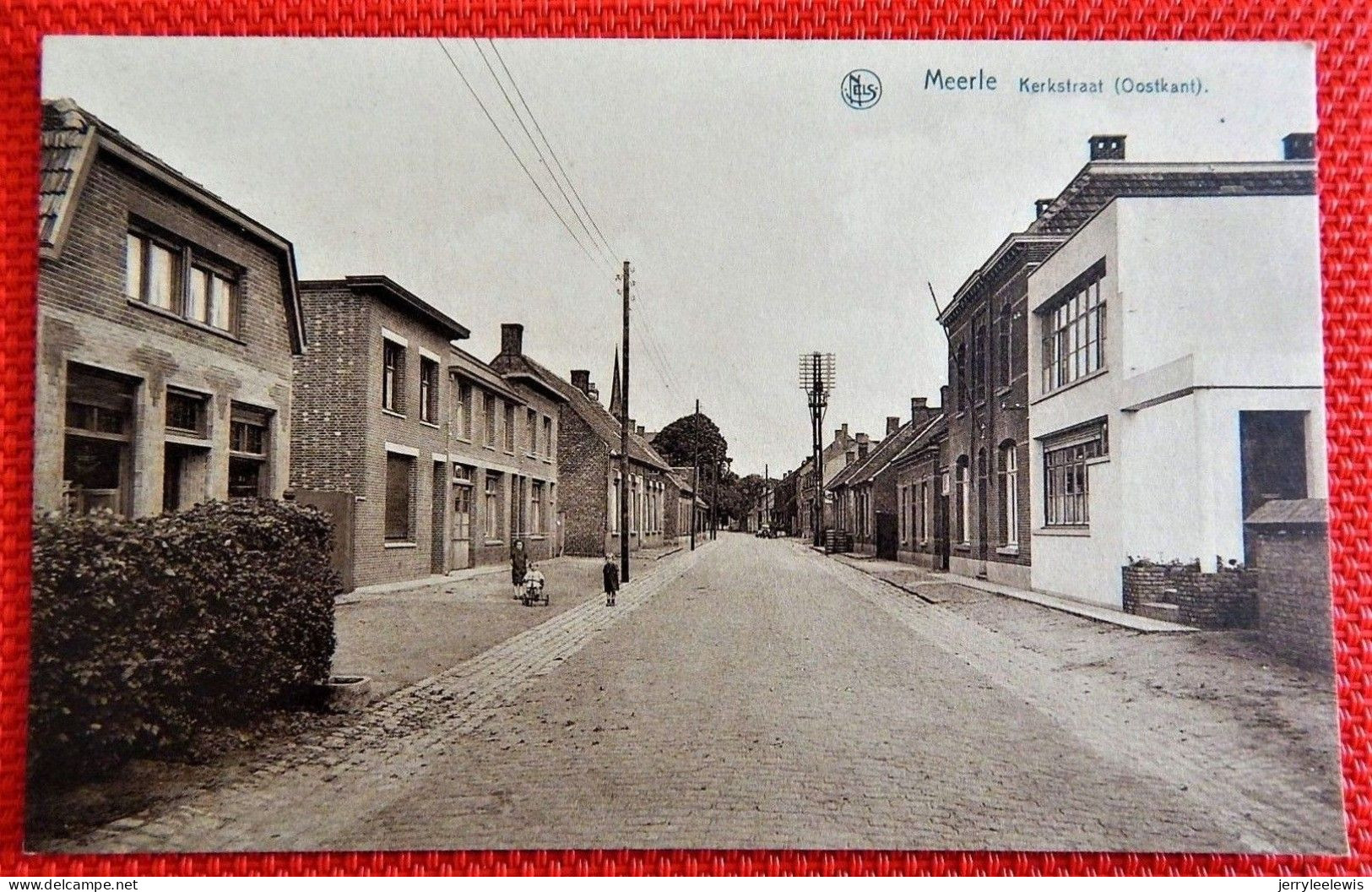 MEERLE  -  Kerkstraat  (Oostkant) - Hoogstraten