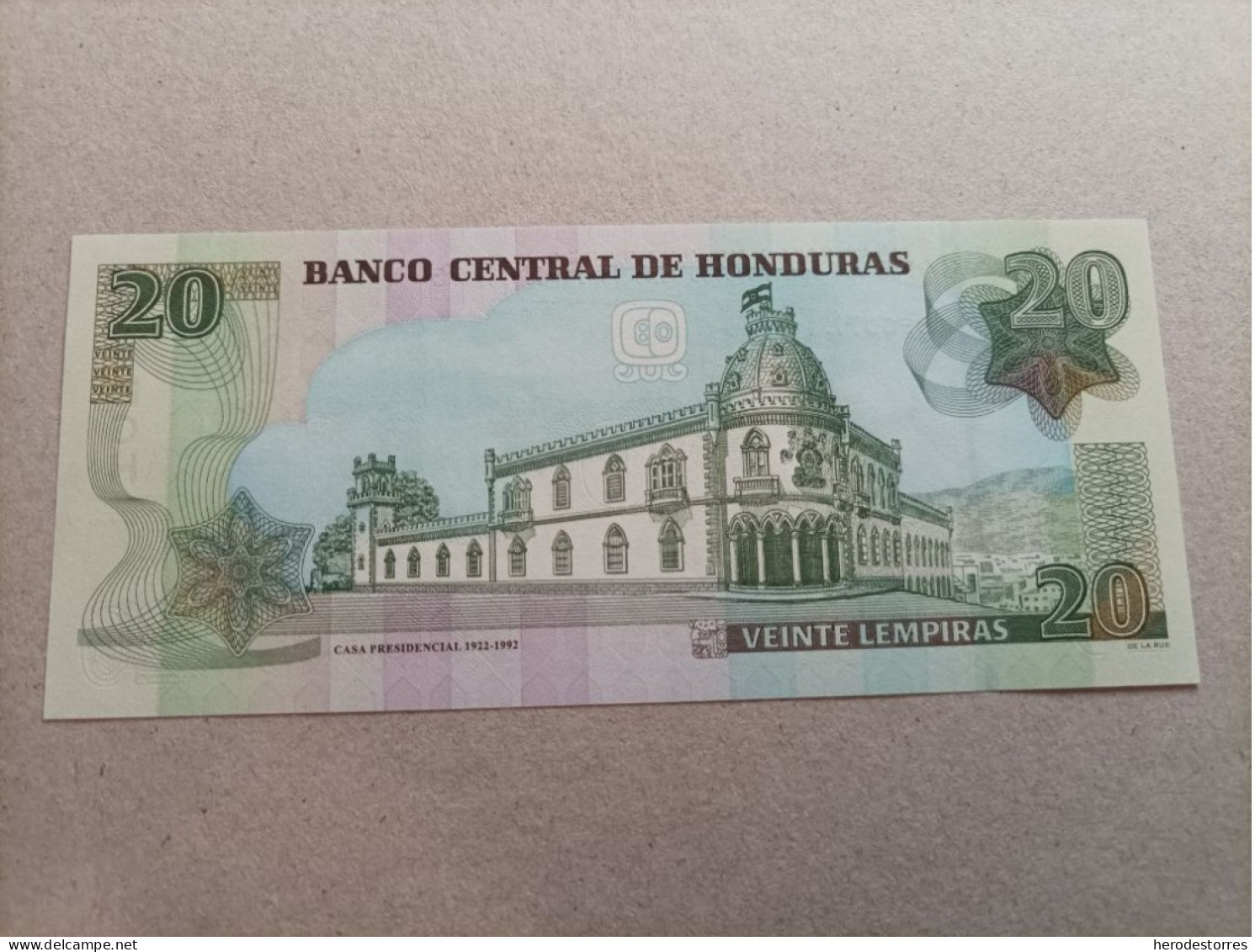 Billete De Honduras De 20 Lempiras, Nº Bajo 0072183, Año 2006, UNC - Honduras