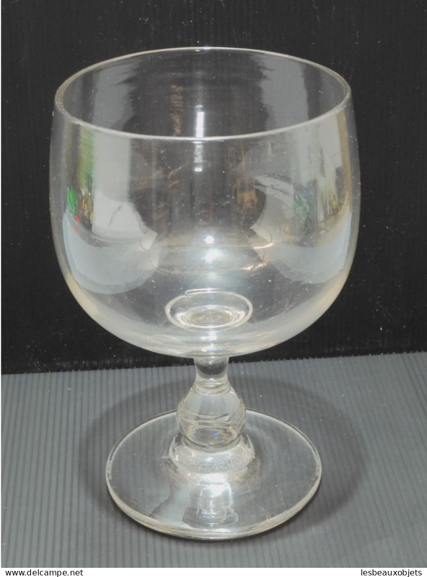 -ANCIEN TRES GRAND VERRE En Verre épais Sans Gravure Ni Message COGNAC?    E - Glas & Kristal