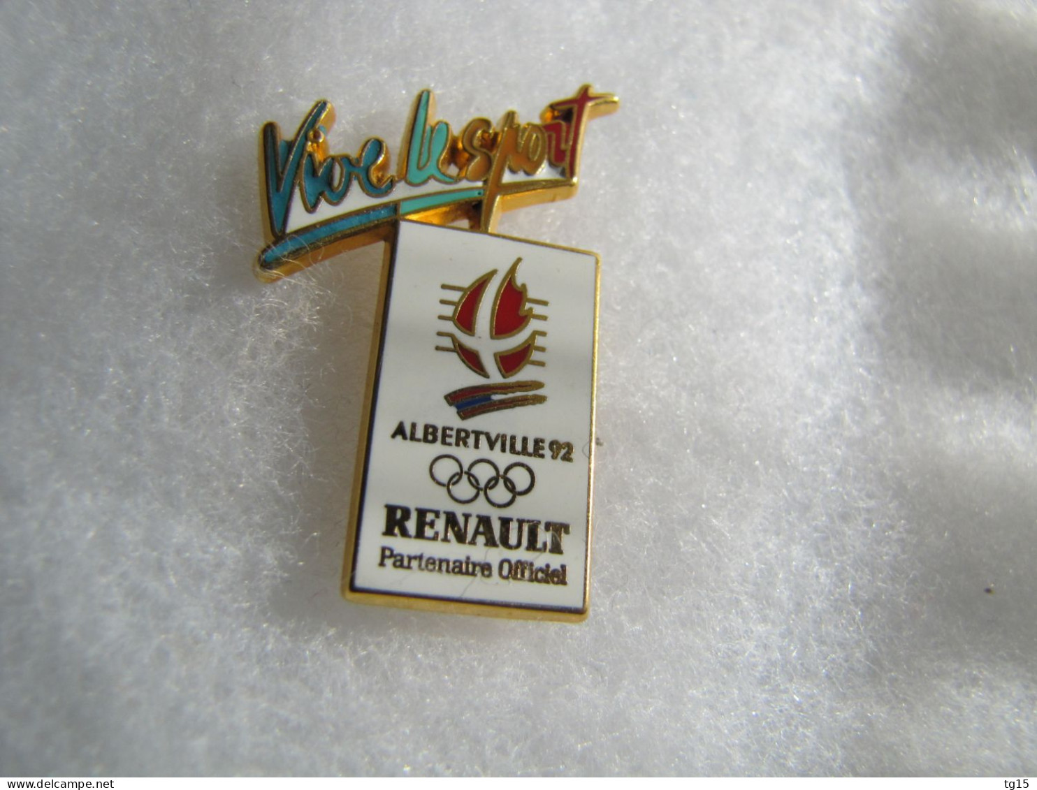 PIN'S    RENAULT  VIVE LE SPORT  ALBERTVILLE JEUX OLYMPIQUES 1992 Zamak - Renault