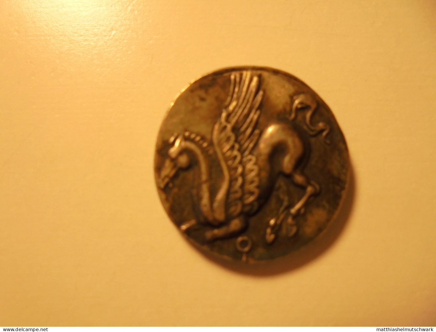 Replik Eines Stater „Q Pegasos/A-P, Kopf Der Athena, Pflug“, Aus Griechenland/Korinth Durchmesser: 19,5 M - Monedas Falsas