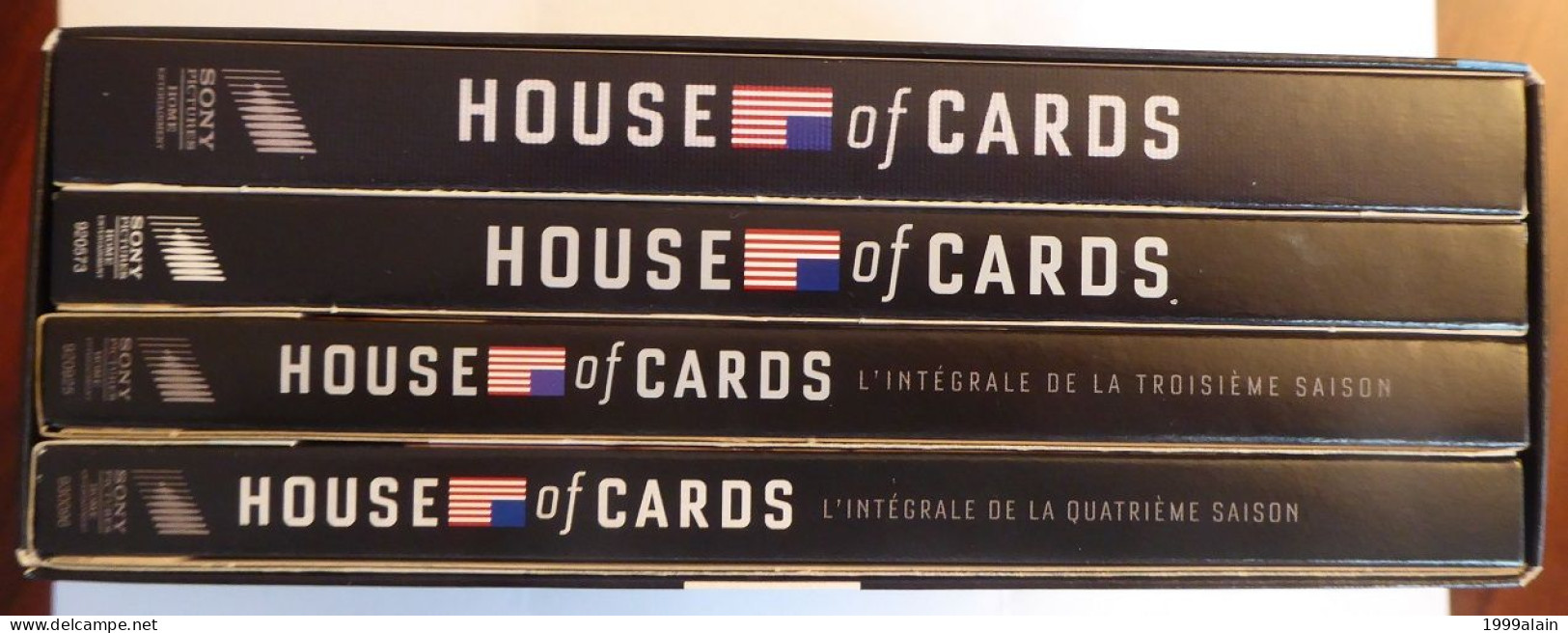 HOUSE OF CARDS - INTEGRALE SAISON 1 à 4 - FORMAT BLU-RAY - Autres Formats