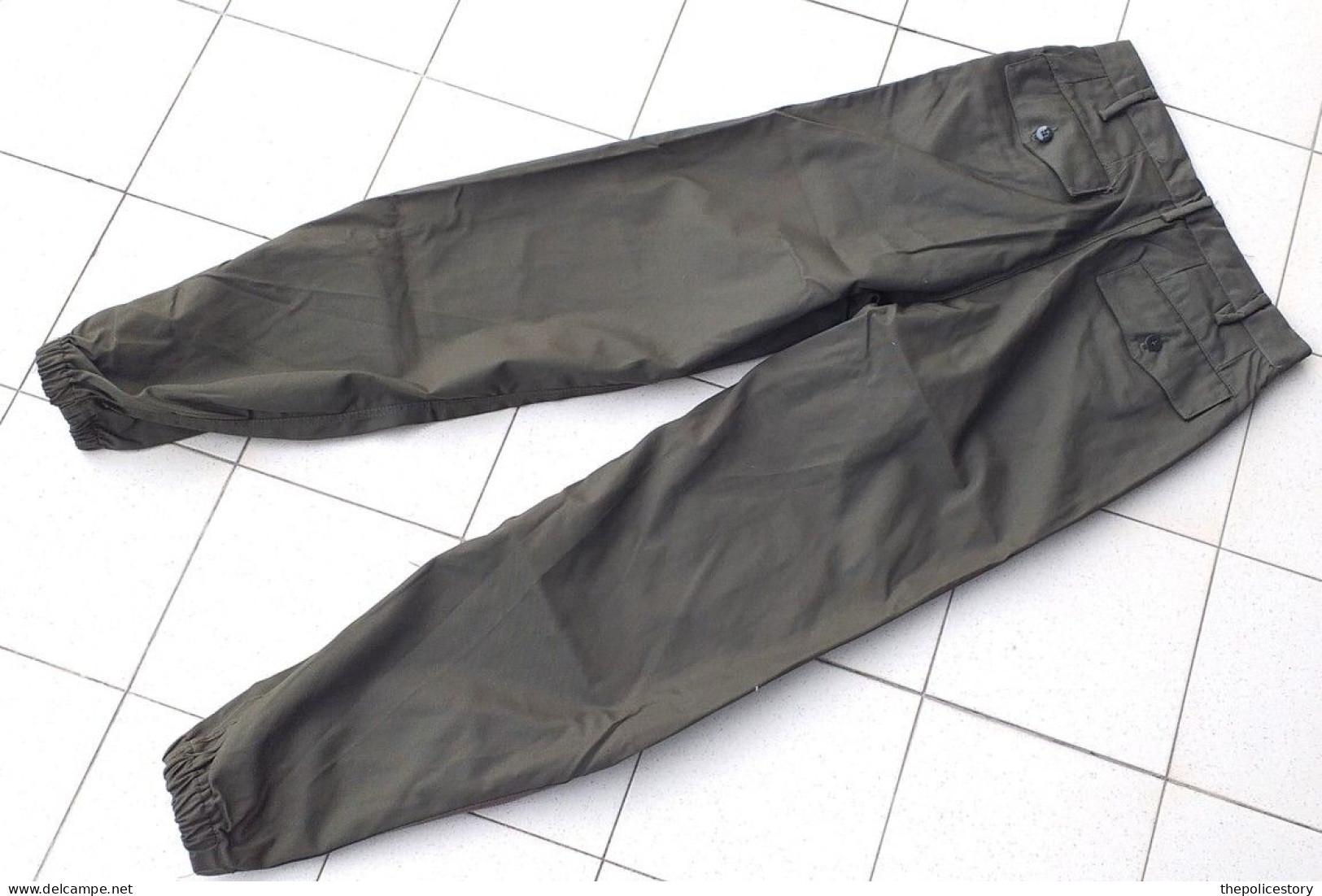 Giacca pantaloni mimetica verde NATO E.I. tg. 44 del 1984 nuova originale etichettata