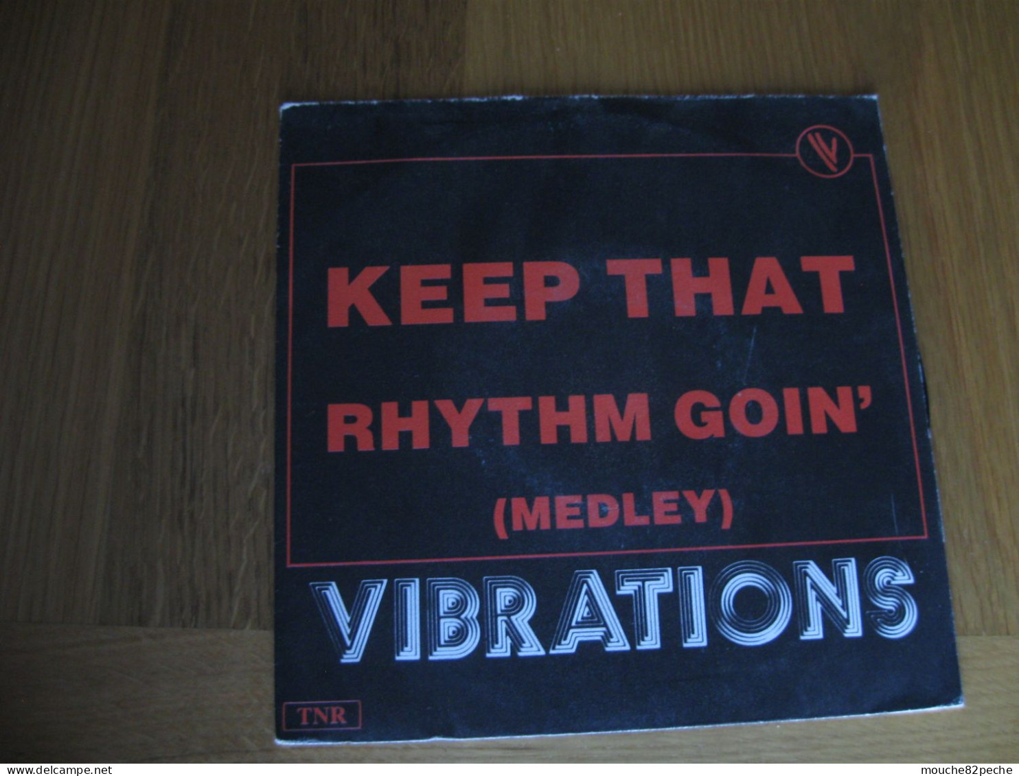 45 T - VIBRATIONS - KEEP THAT RHYTHM GOIN' - Soul - R&B