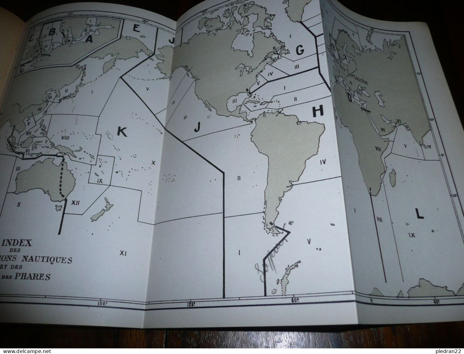 MILITAIRE MILITARIA SERVICE HYDROGRAPHIQUE MARINE RENSEIGNEMENTS RELATIFS AU DOCUMENTS NAUTIQUES ET NAVIGATION 1948