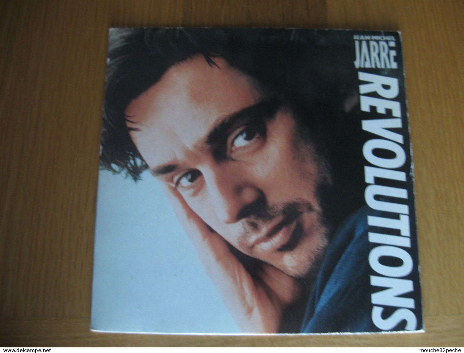 45 T - JEAN-MICHEL JARRE - REVOLUTIONS - Instrumentaal