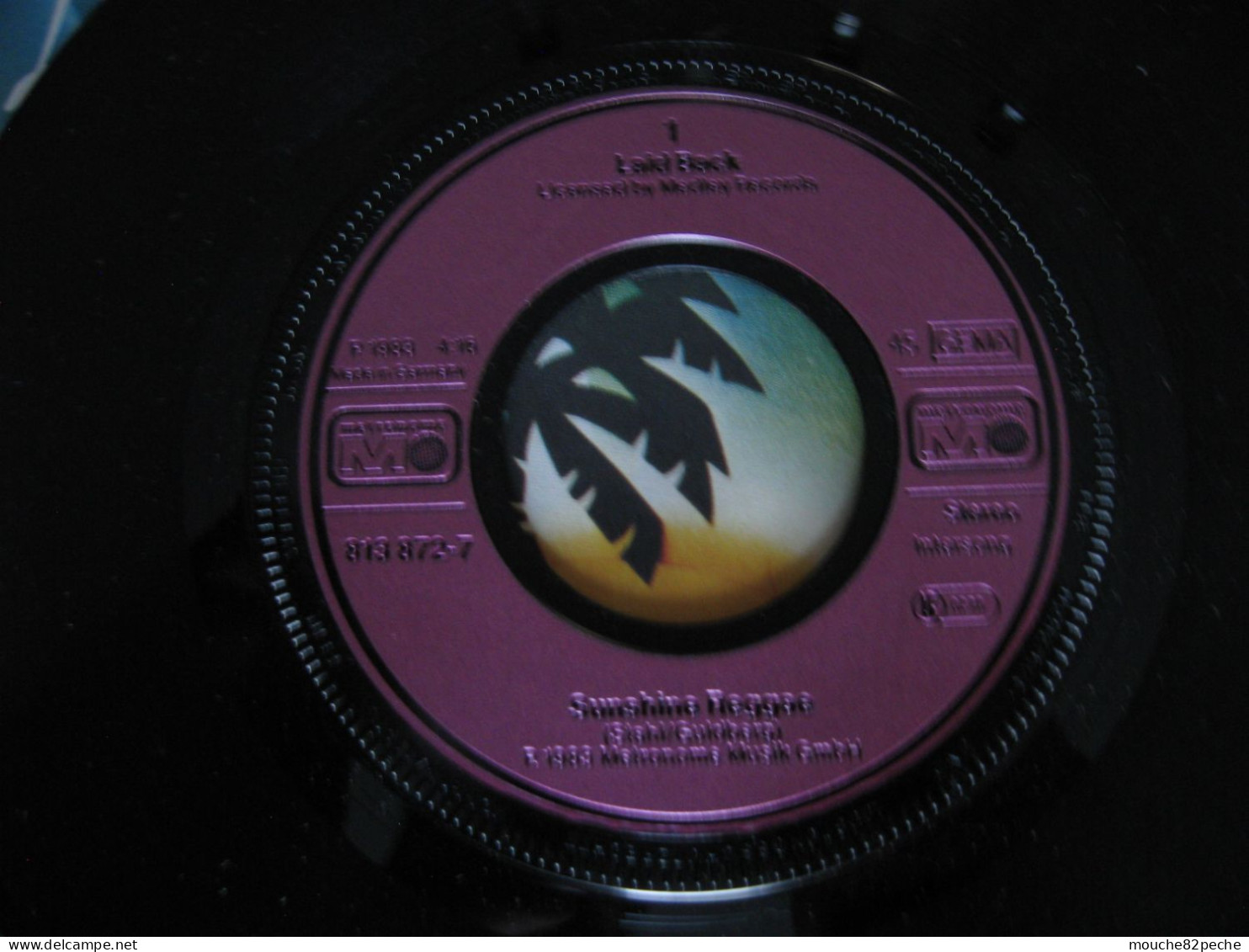 45 T - LAID BLACK - SUNSHINE REGGAE - Reggae