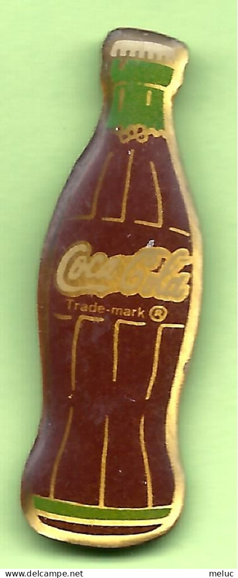 Pin's Coca-Cola Bouteille - 3E05 - Coca-Cola