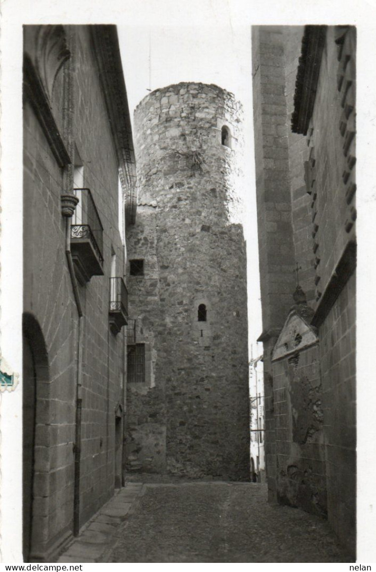 CACERES - CASA DE CARVAJAL - TORRE - Cáceres