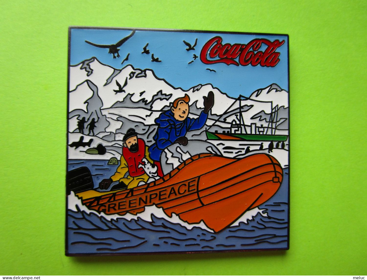 Gros Pin's Coca-Cola BD Tintin Milou Capitaine Haddock Yacht - #686B - Coca-Cola
