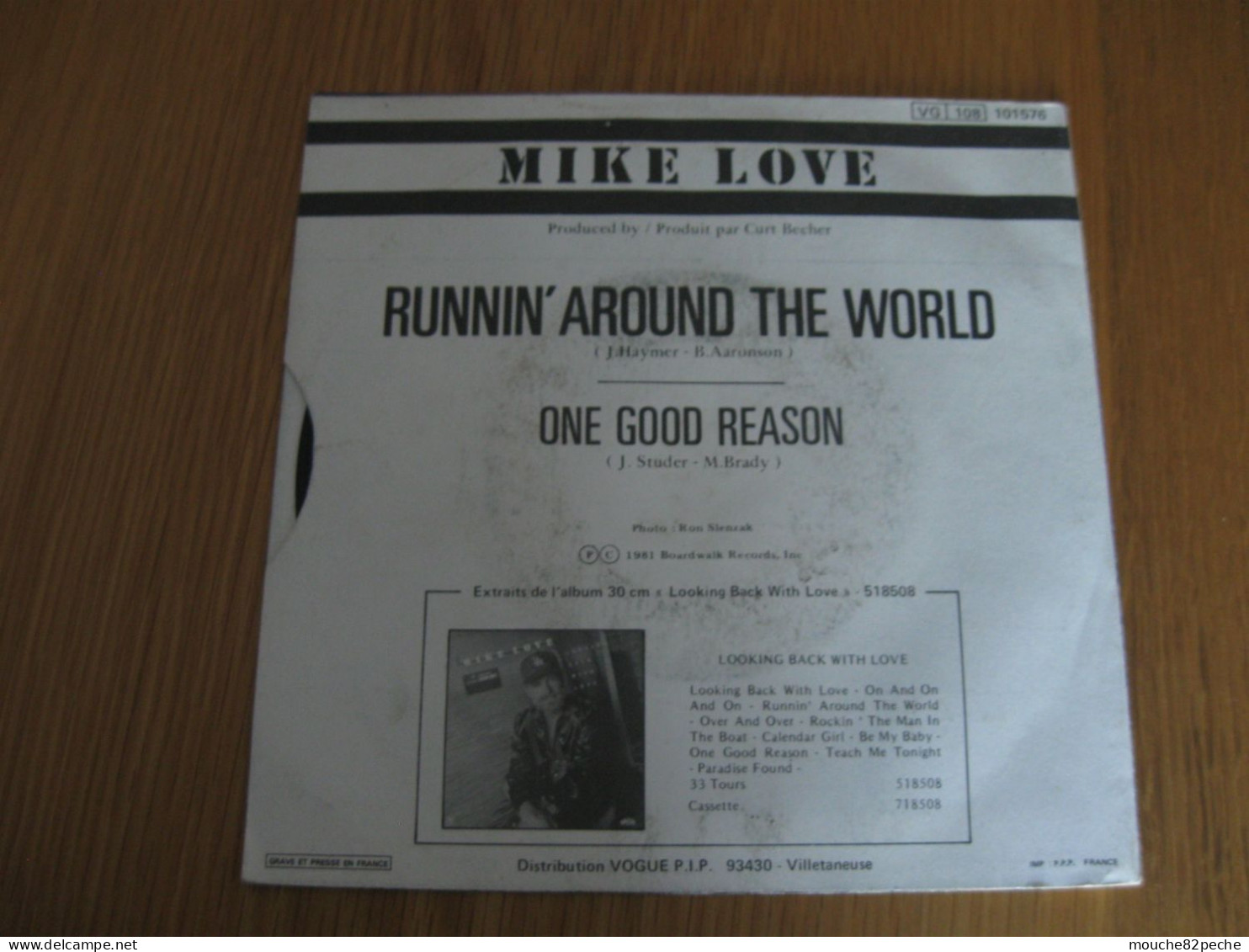 45 T - MIKE LOVE - RUNNIN' AROUND THE WORLD - Disco, Pop