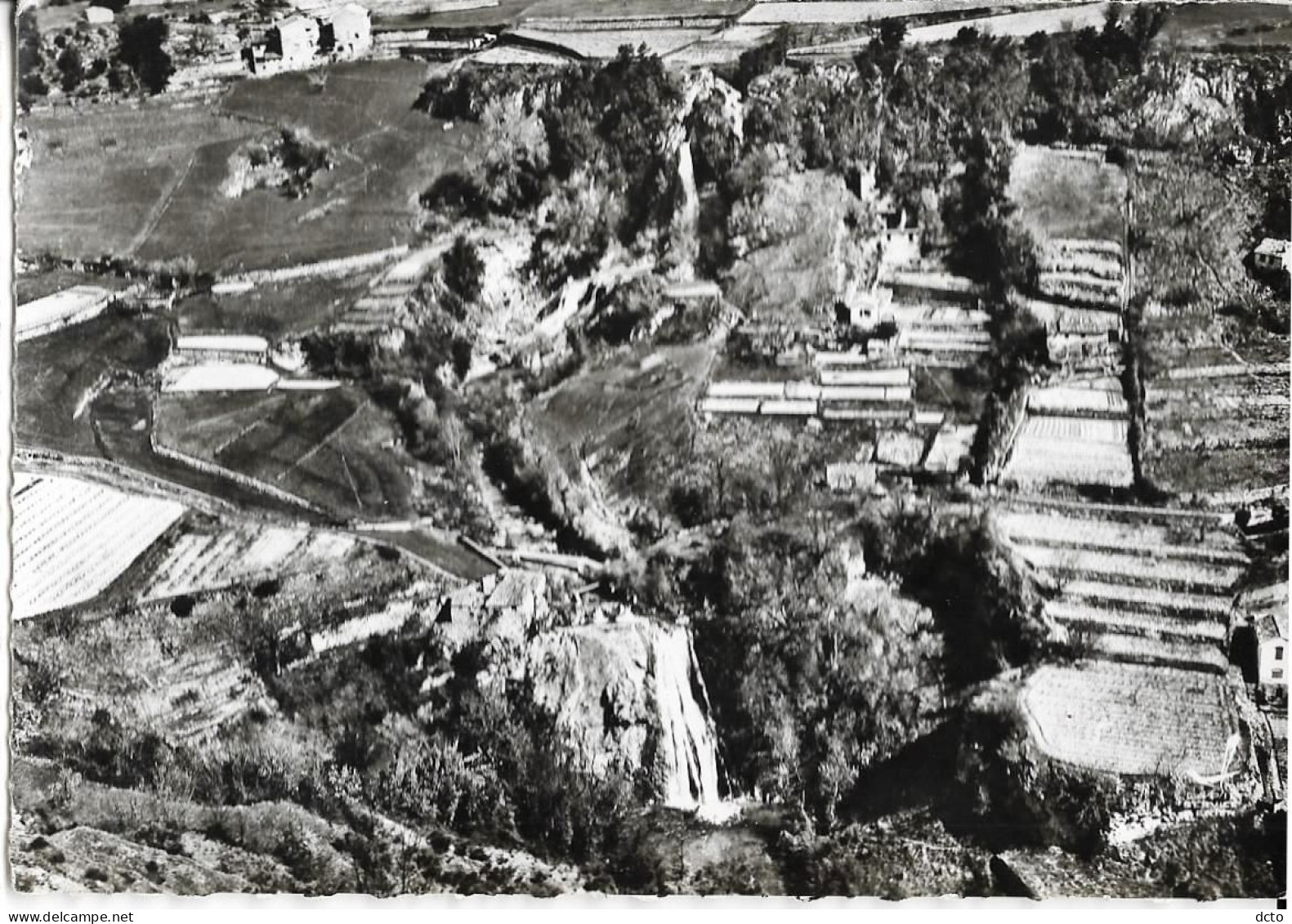 En Avion... COTIGNAC (83) Les Cascades Lapie 2, Cpsm GF - Cotignac