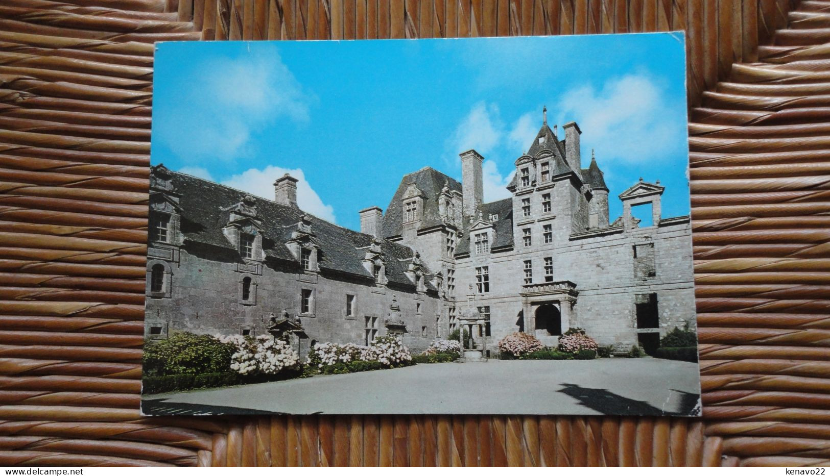 Saint-vougay , Château De Kerjean , La Cour Et Le Logis Principal - Saint-Vougay