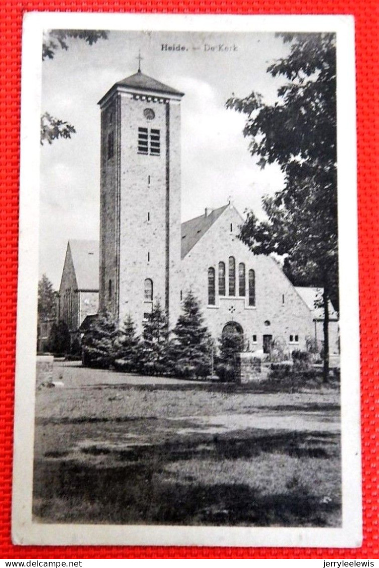 HEIDE - KALMTHOUT   -   2 POSTKAARTEN :   St Jozef Toren -  De Kerk - Kalmthout