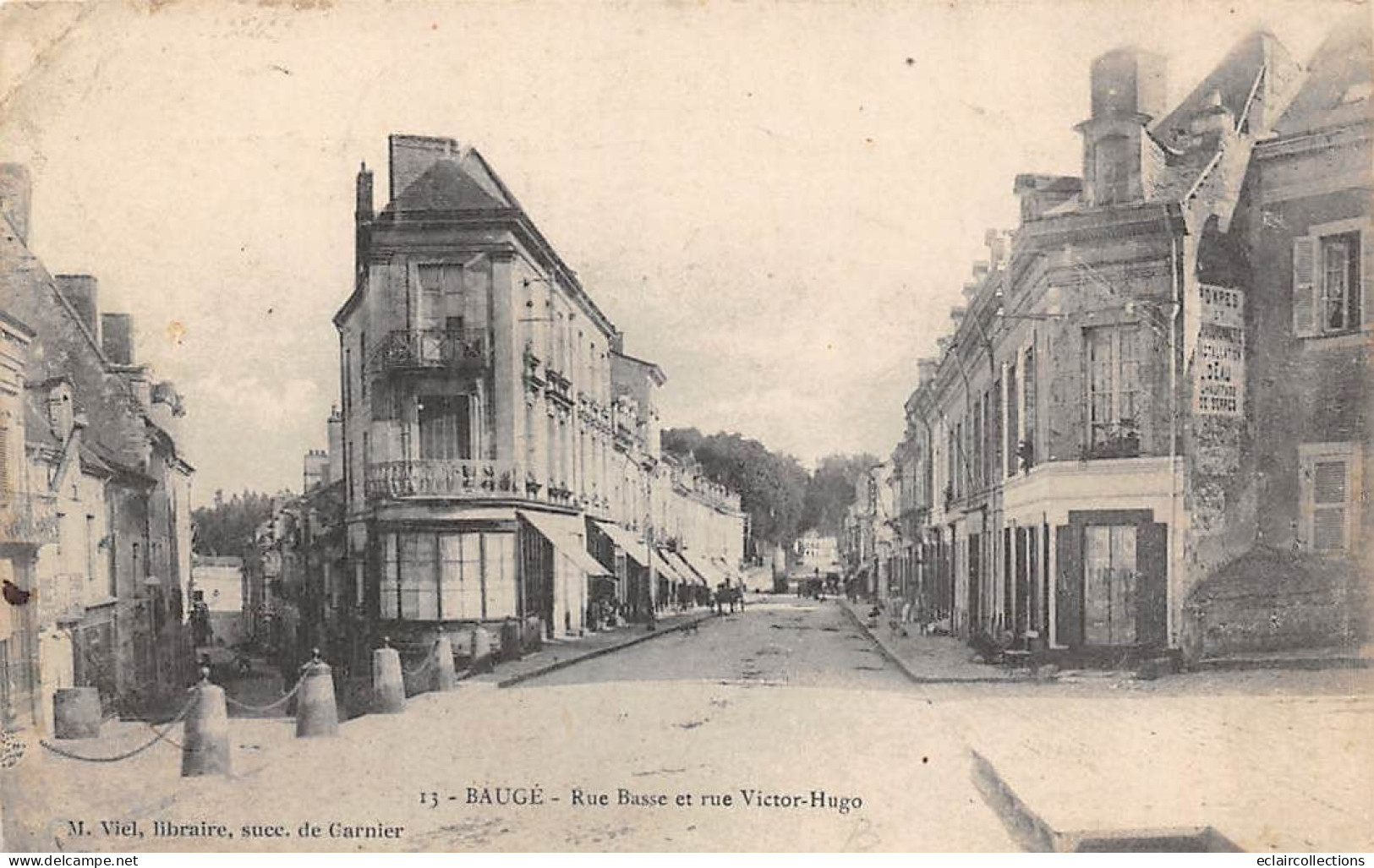 Baugé         49         Rue Victor-Hugo   N°13   (voir Scan) - Other & Unclassified