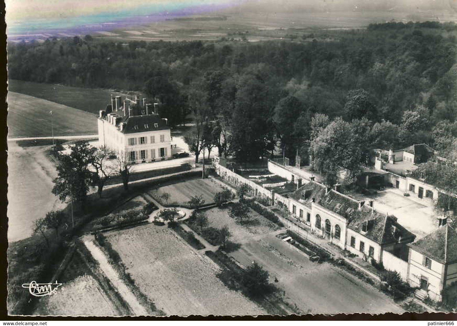 Gurgy Vue Aerienne Du Chateau - Gurgy