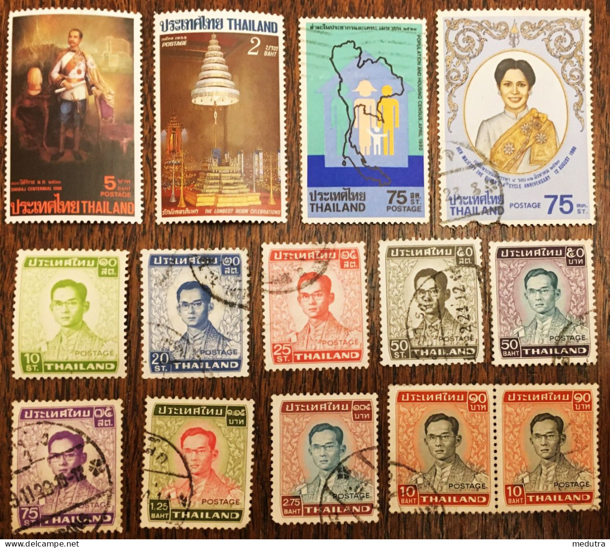 Thaïlande : Petit Lot De 30 Timbres (voir 2 Photos) - Thailand