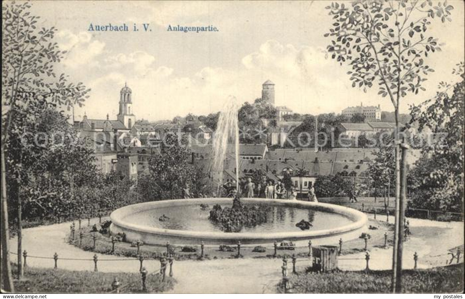 42265528 Auerbach Vogtland Park Anlagen Springbrunnen Kirche Schloss Turm Auerba - Auerbach (Vogtland)