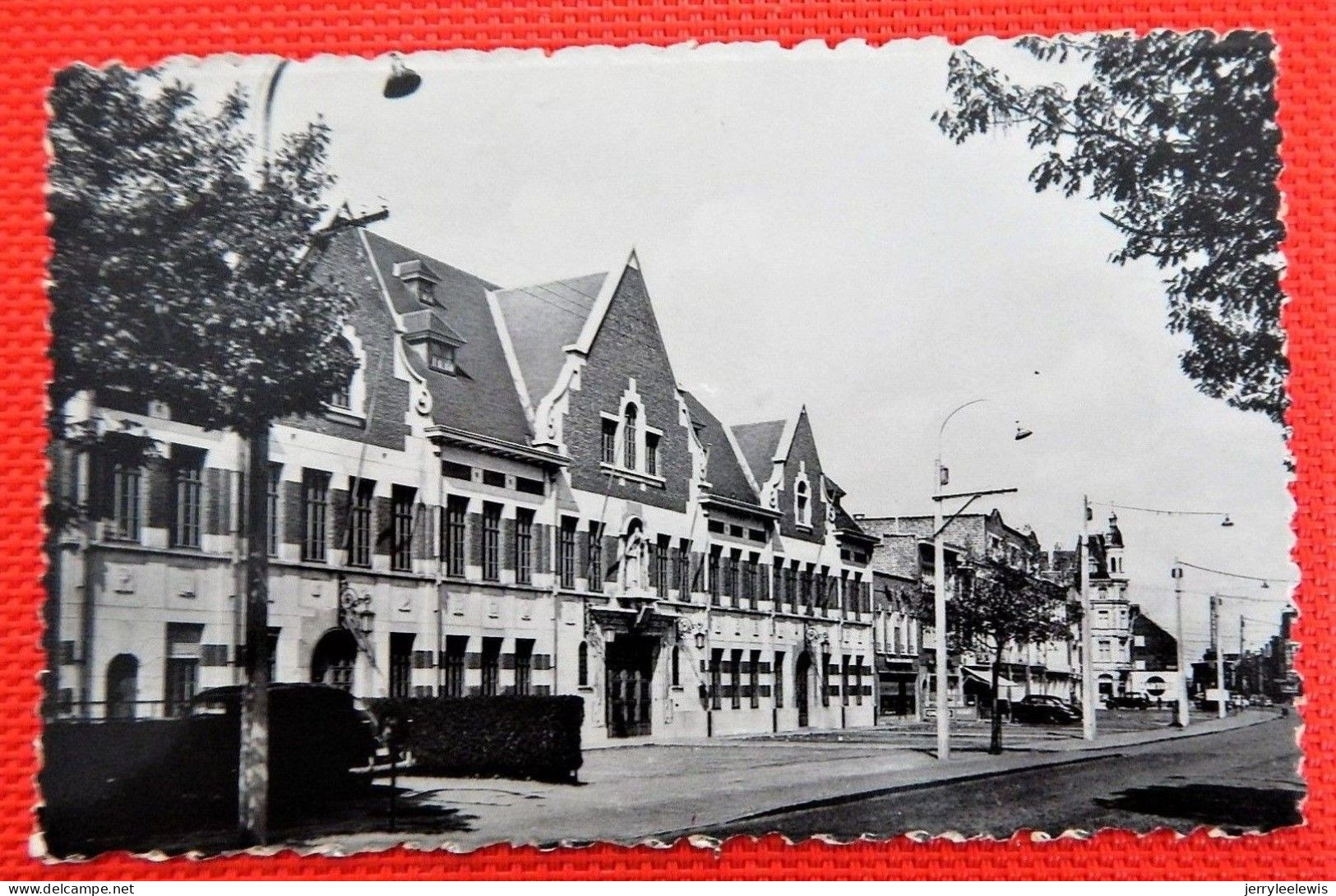 OUDE-GOD  -  St  Lutgardisschool - Mortsel