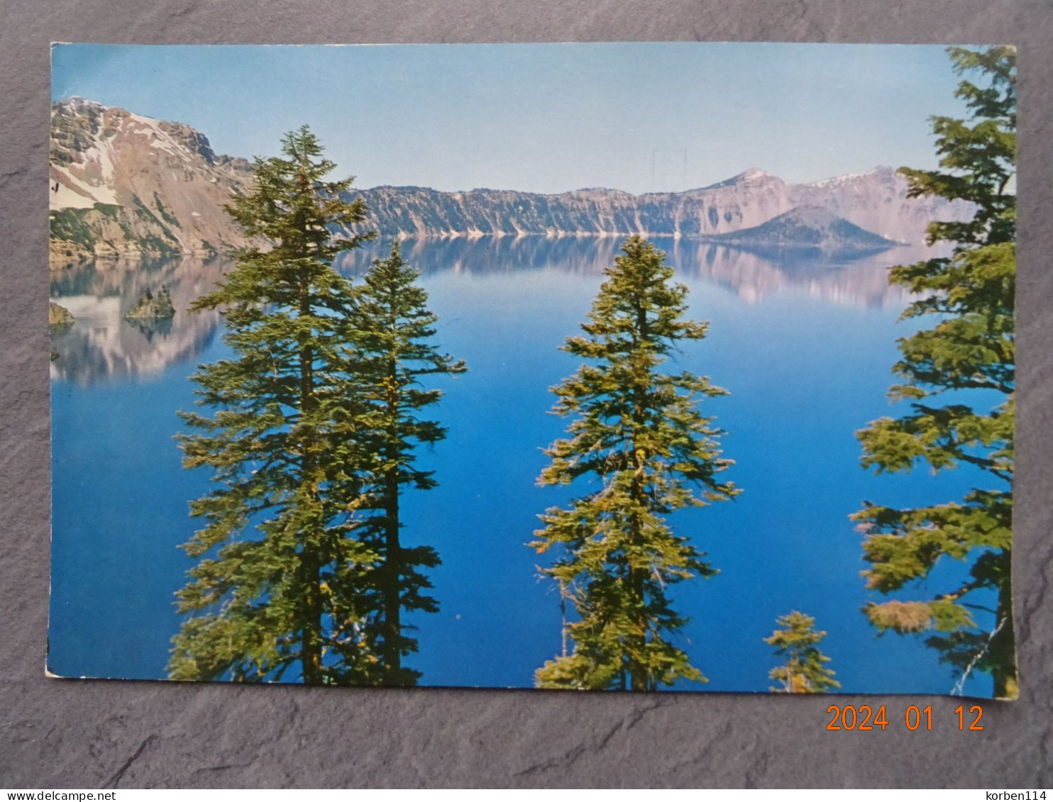 CRATER LAKE     GROTE KAART  23,00   X  15,00  CM. - Other & Unclassified