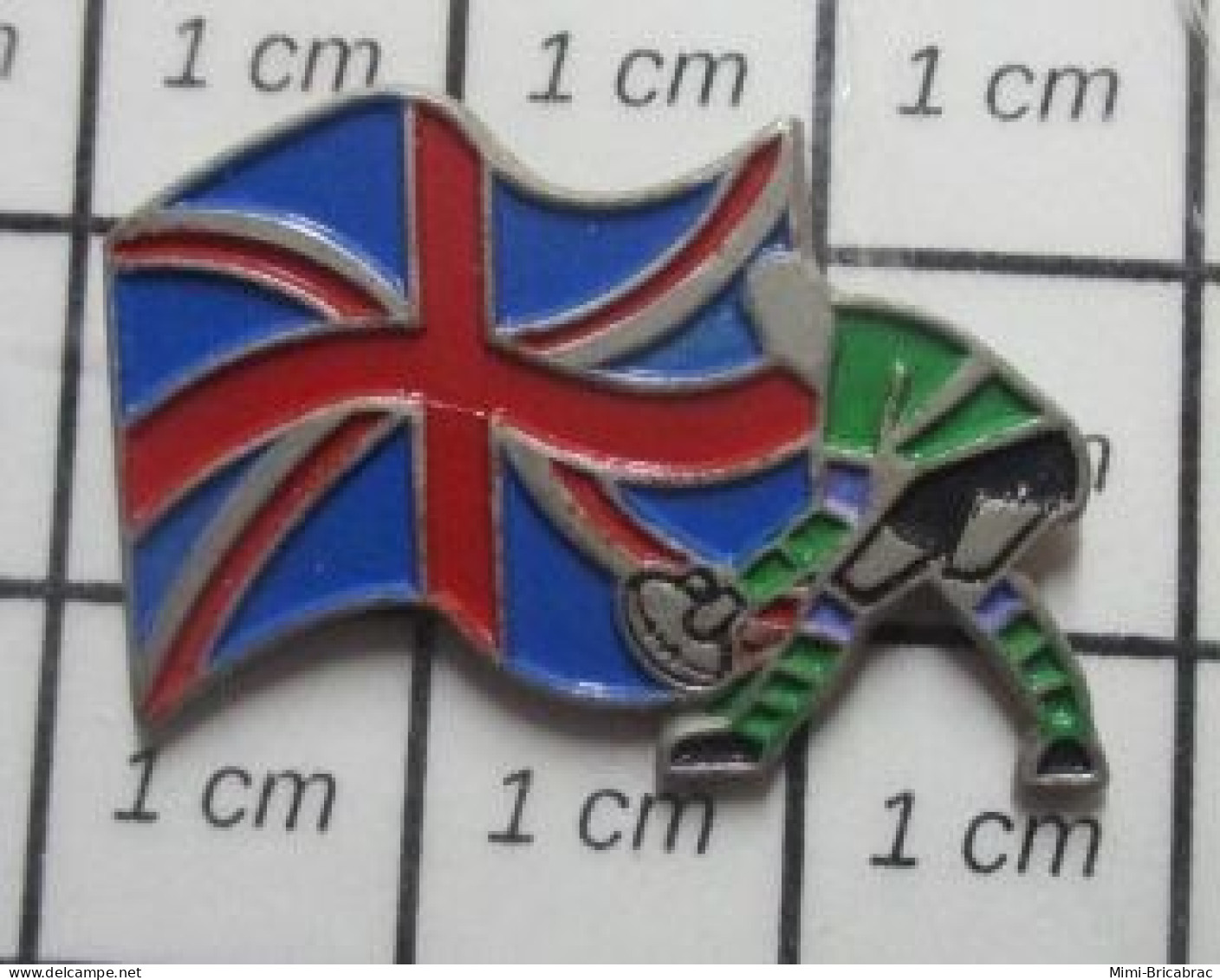 411i  Pin's Pins / Beau Et Rare / SPORTS / RUGBY COUPE DU MONDE 1991 DRAPEAU ANGLETERRE - Rugby