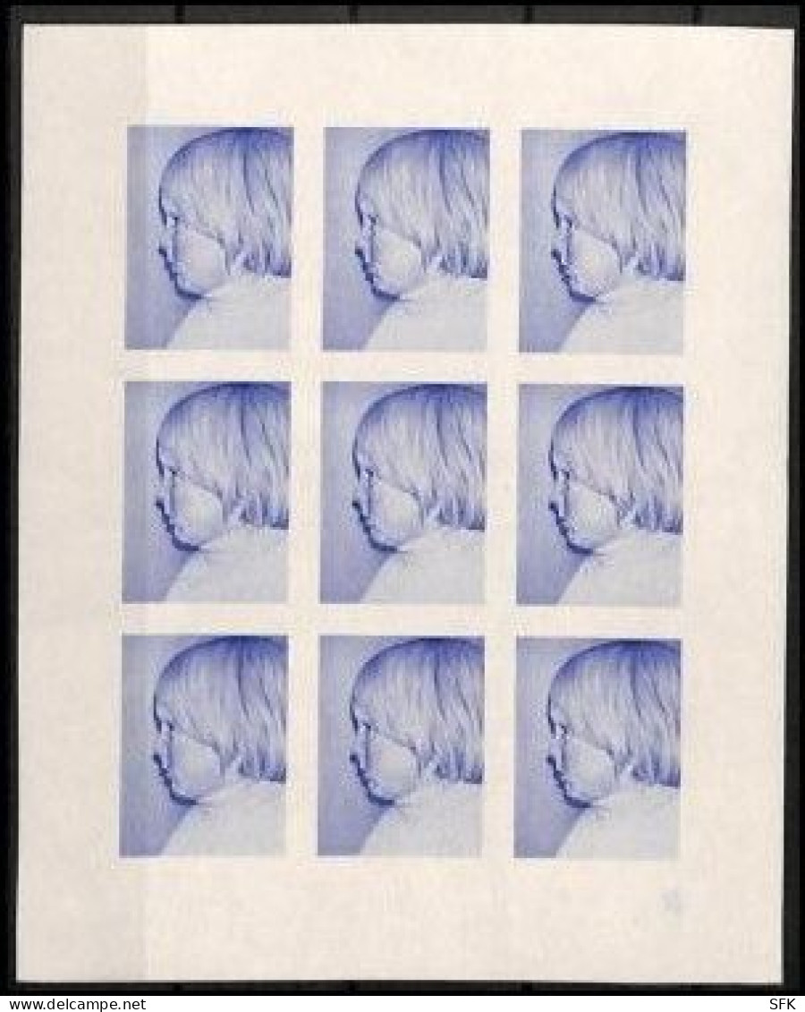 1979 UNIQUE PROOF International Children's Day Sheet Of Nine WITH NO GOLDEN PRINT MNH - Imperforates, Proofs & Errors