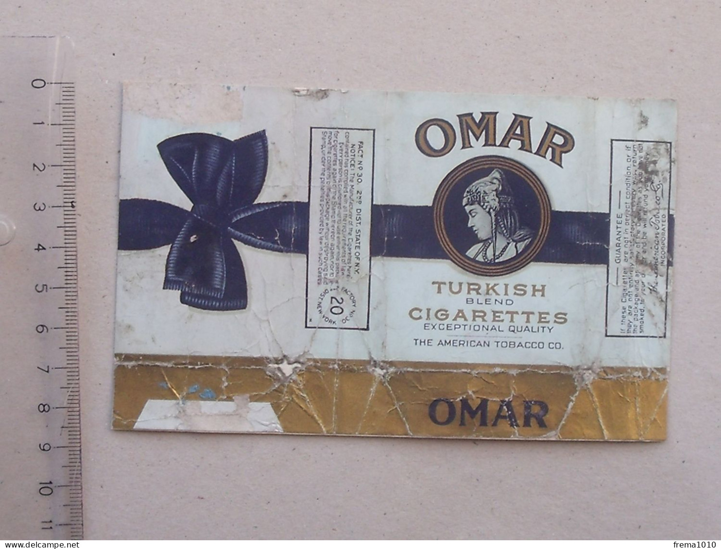 TABAC Authentique Paquet Cigarettes Vide Ancien OMAR (Mélange Turc): AMERICAN TOBACCO CO. - Ruban Bleu - Otros & Sin Clasificación