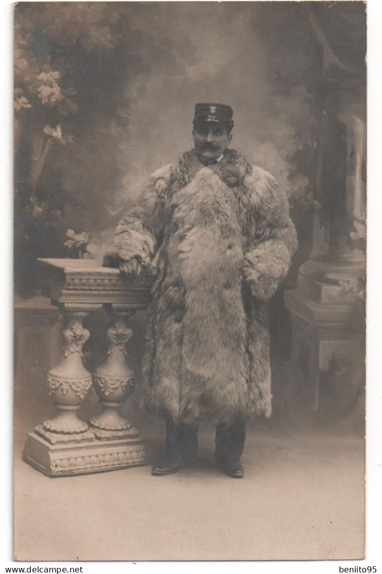 CARTE-PHOTO D'un MILITAIRE. - Characters