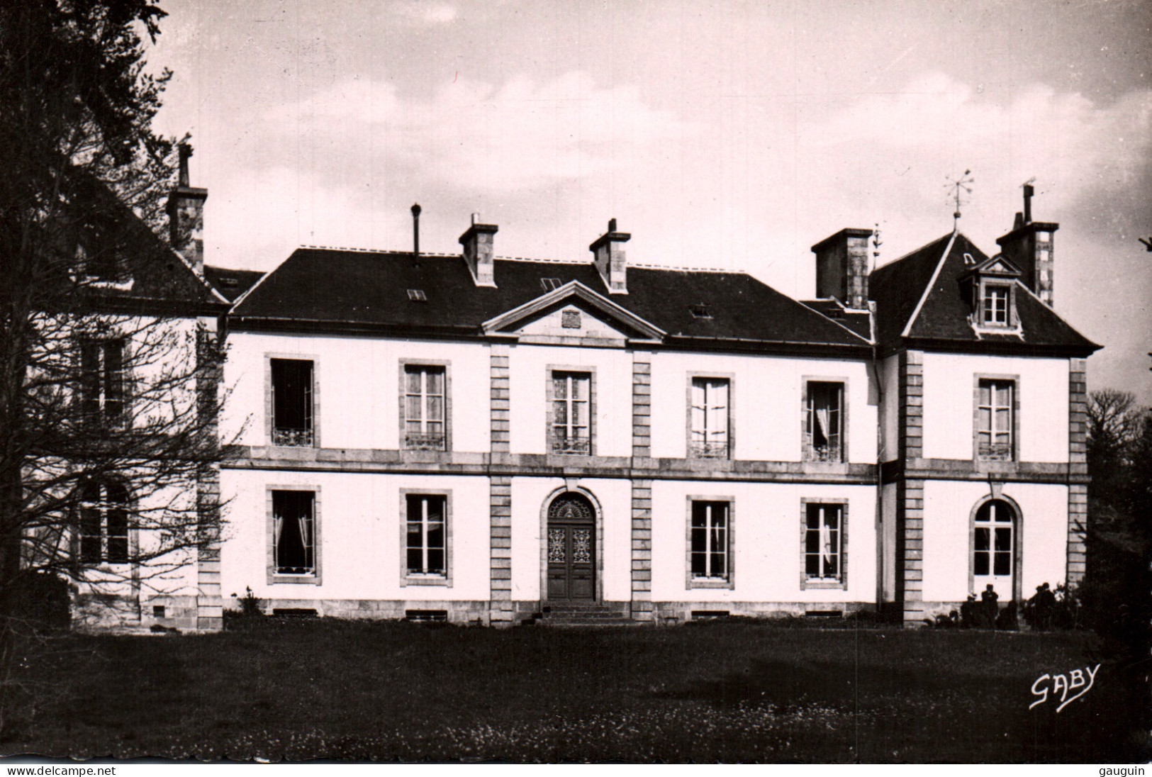 CPSM - MONCONTOUR / BRÉHAND - Château De Launay Façade Principale - Edition Artaud Gaby (format 9x14) - Moncontour
