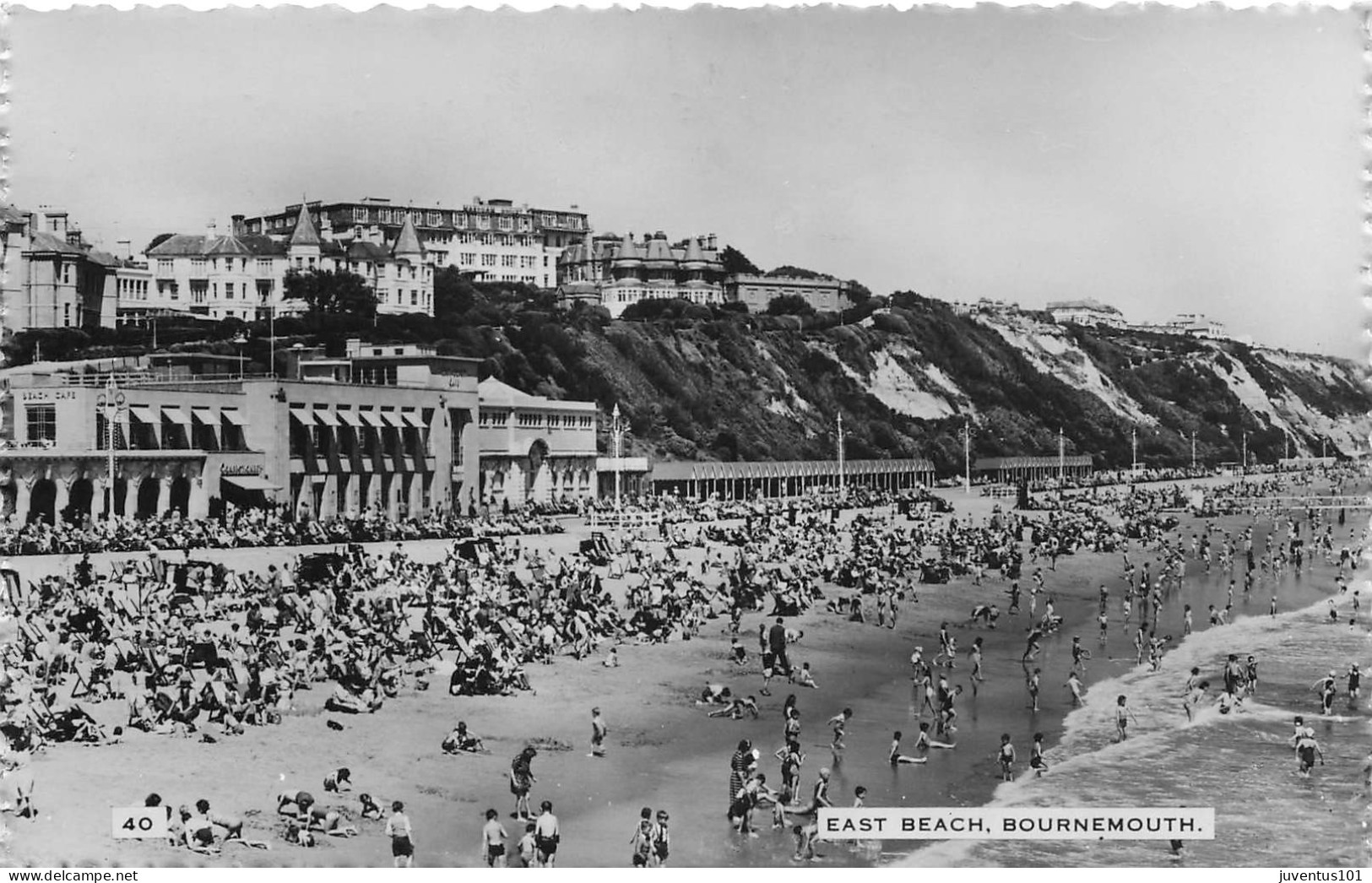 CPSM East Beach Bournemouth-Timbre-RARE       L2561 - Bournemouth (a Partire Dal 1972)