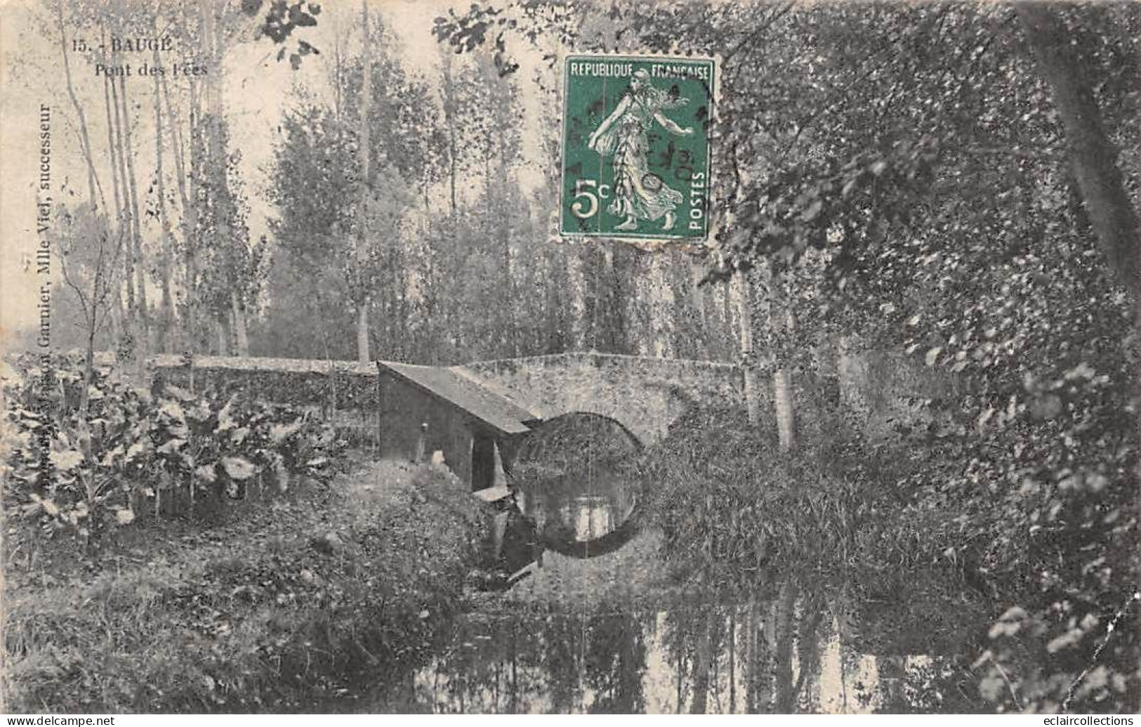 Baugé         49           Le Pont Des Fées.   Lavoir    N° 15     (voir Scan) - Sonstige & Ohne Zuordnung