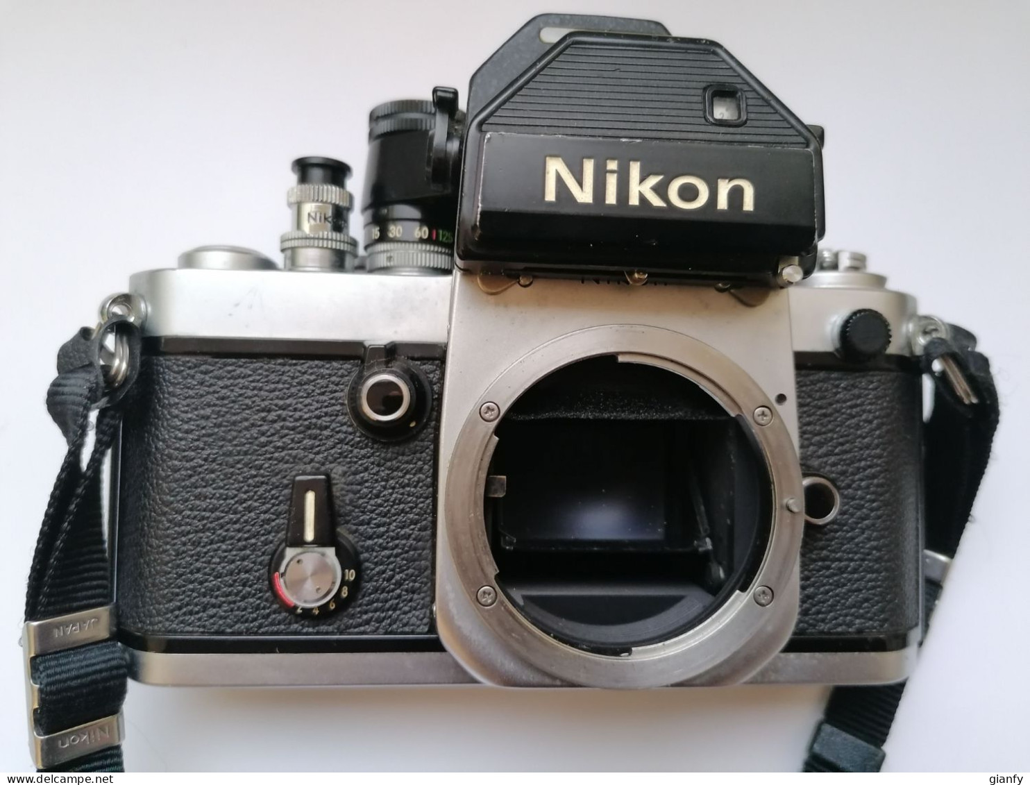 NIKON F2 PHOTOMIC NIKKOR 105 Mm F:2,5 + FOCUSING SCREEN G SPEDIZIONE GRATIS - Fotoapparate