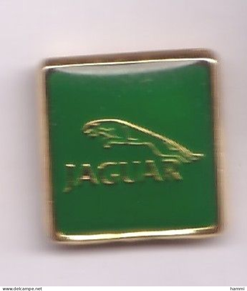 V140 Pin's JAGUAR Logo Vert Version Entourage Doré Prononcé ( Pas Très Visible Sur La Photo) Achat Immédiat - Jaguar