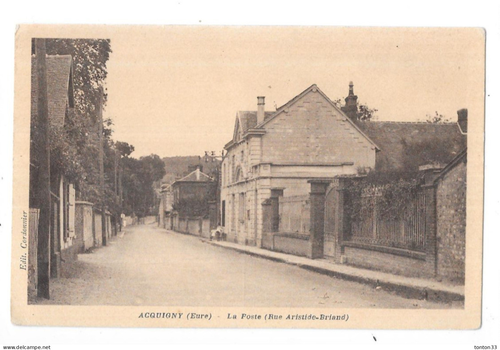 ACQUIGNY - 27 - La Poste Rue Aristide Briand - GEO 11 - - Acquigny