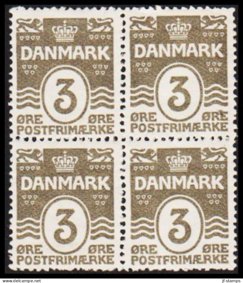 1913. Numeral. 3 Øre Grey. Perf. 14x14½. Fine 4-block Never Hinged. (Michel 79a) - JF541076 - Nuovi