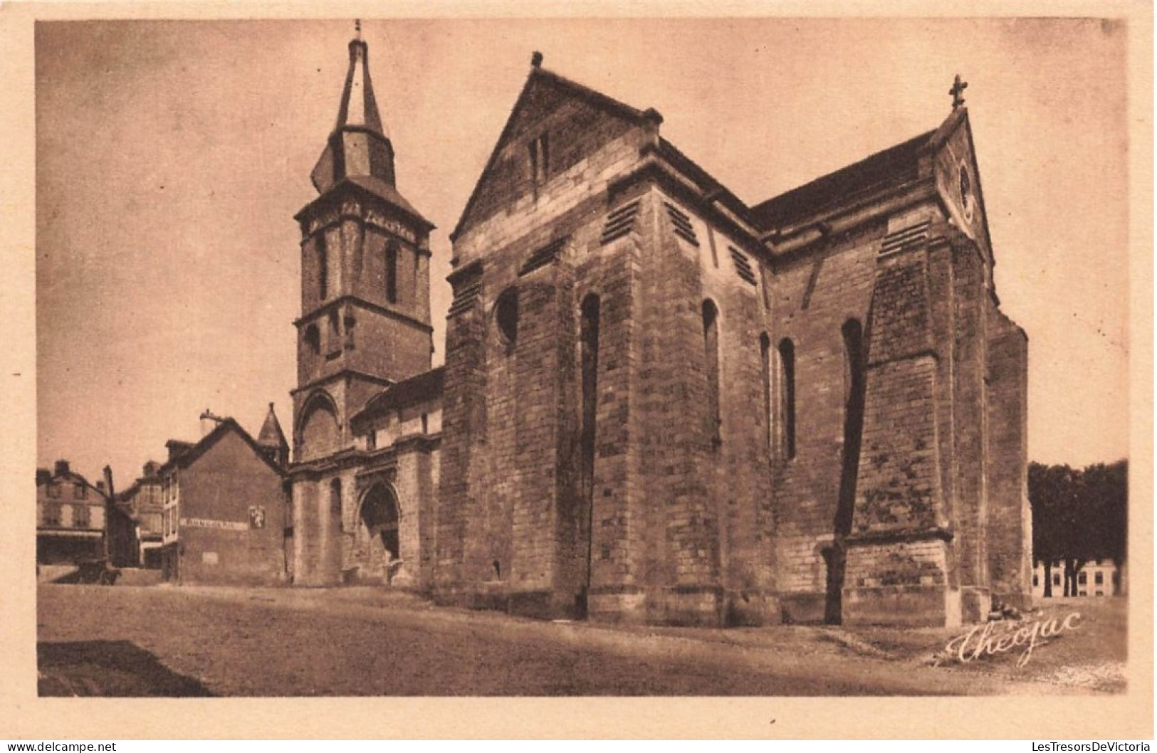 FRANCE - La Souterraine - Vue Générale De L'église - Carte Postale Ancienne - La Souterraine