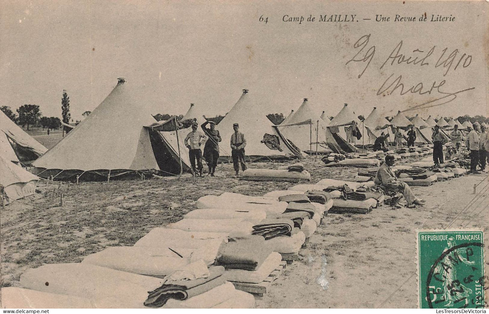 FRANCE - Camp De Mailly - Une Revue De Literie - Tentes - Soldats - Carte Postale Ancienne - Mailly-le-Camp