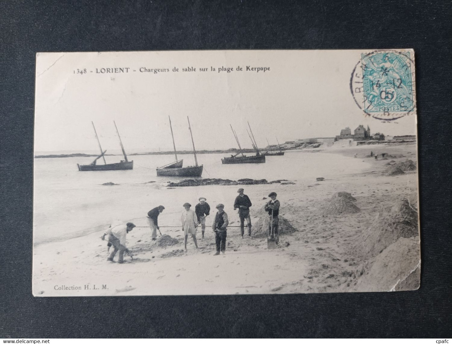 Ploemeur - Lorient - Chargeurs De Sable Sur La Plage De Kerpape / Editions HLM - Ploemeur