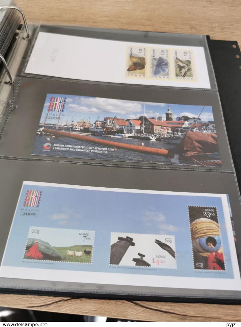 Local Booklets, Large Collection - Postzegelboekjes